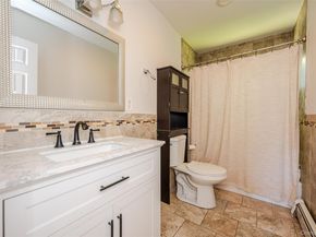 1139 Waverly Avenue, Farmingville NY 11738