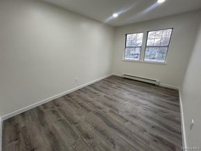 5 Norfolk Court, Coram NY 11727