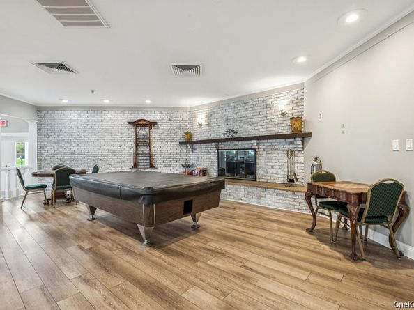 5 Norfolk Court, Coram NY 11727