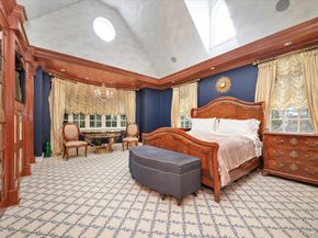 6 Westmoreland Place, Douglaston NY 11363