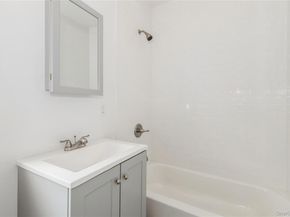 216-23 136th Road, Laurelton NY 11413