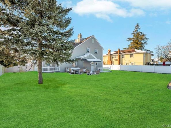 32 Longfellow Avenue, Westbury NY 11590