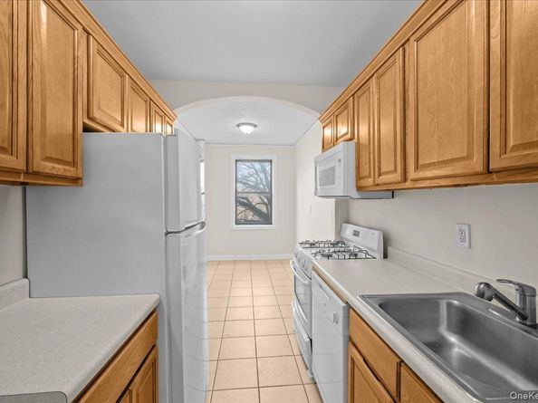 20 William Street 4G, Mount Vernon NY 10552