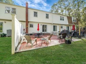 11 Bartlett Commons, Yaphank NY 11980