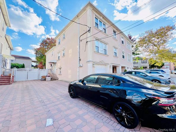 208-18 15th Road, Bayside NY 11360