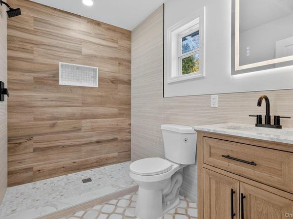 14 Muncey Road, Bay Shore NY 11706