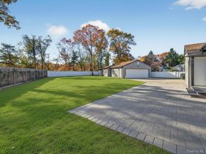 14 Muncey Road, Bay Shore NY 11706