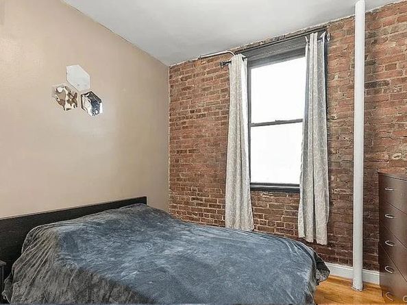 21-37 33rd Street 1E, Astoria NY 11103