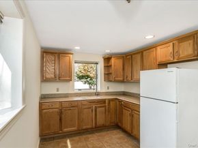 25 Estate Road, Smithtown NY 11787