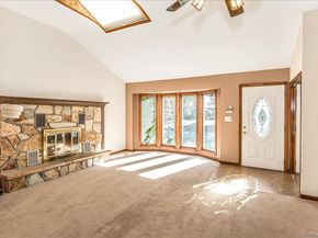 25 Estate Road, Smithtown NY 11787