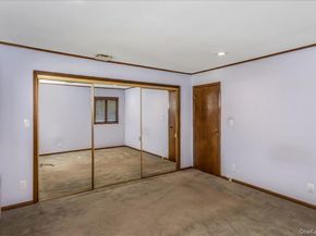 25 Estate Road, Smithtown NY 11787