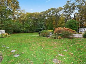 5 Fieldway Court, Huntington NY 11743