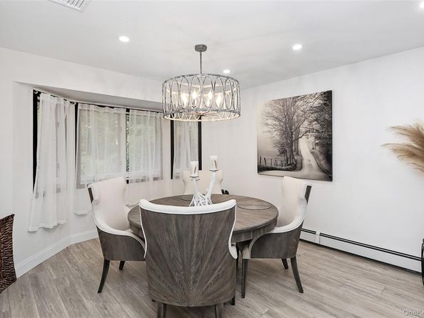 5 Fieldway Court, Huntington NY 11743