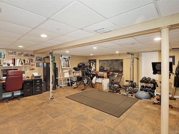 5 Fieldway Court, Huntington NY 11743