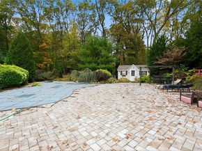 5 Fieldway Court, Huntington NY 11743