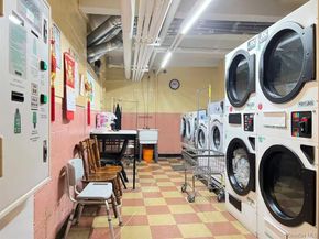 38-15 149 Street 3C, Flushing NY 11354