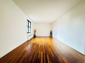 38-15 149 Street 3C, Flushing NY 11354