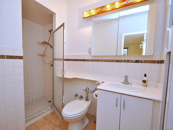 253 Garth Road 1S, Scarsdale NY 10583