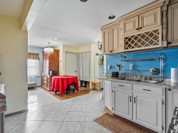 44 3rd Street, Brentwood NY 11717