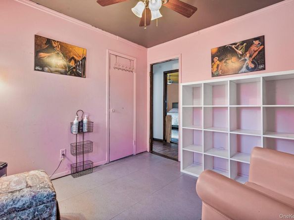 44 3rd Street, Brentwood NY 11717