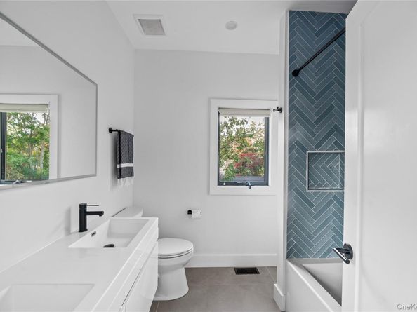 31 Atlantic Avenue, Seaview NY 11770