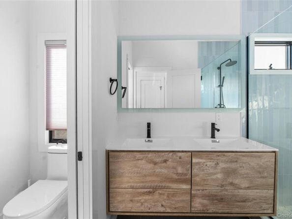 31 Atlantic Avenue, Seaview NY 11770