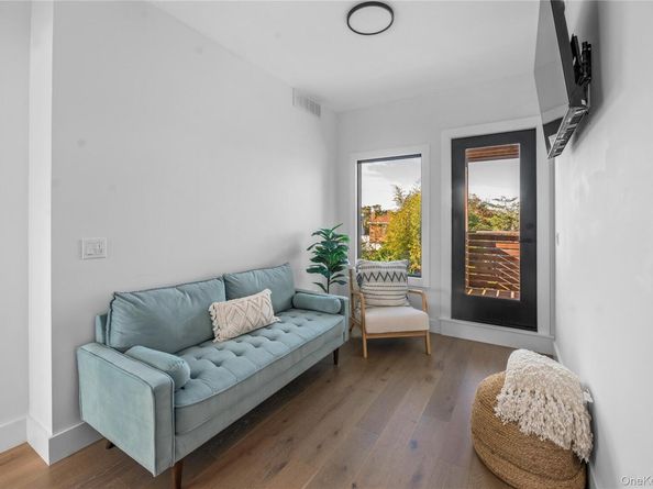 31 Atlantic Avenue, Seaview NY 11770