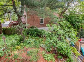 88 Parkway North, Yonkers NY 10704