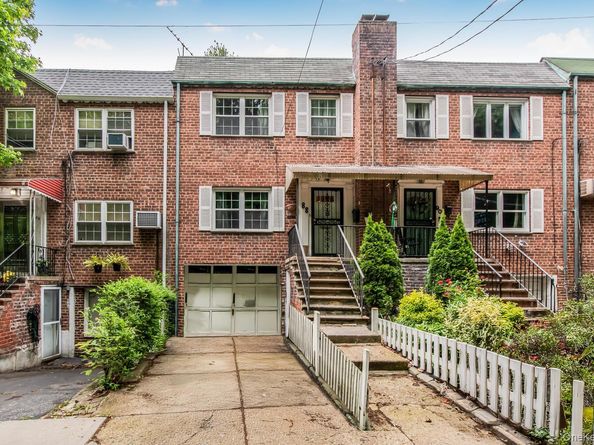 88 Parkway North, Yonkers NY 10704