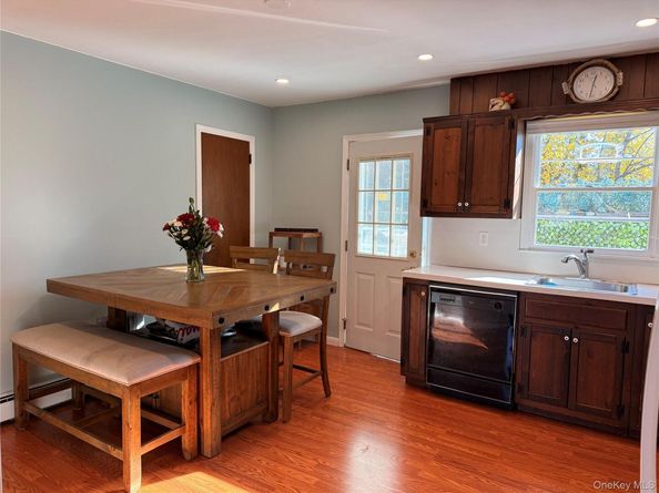 10 Armell Street, Huntington Station NY 11746