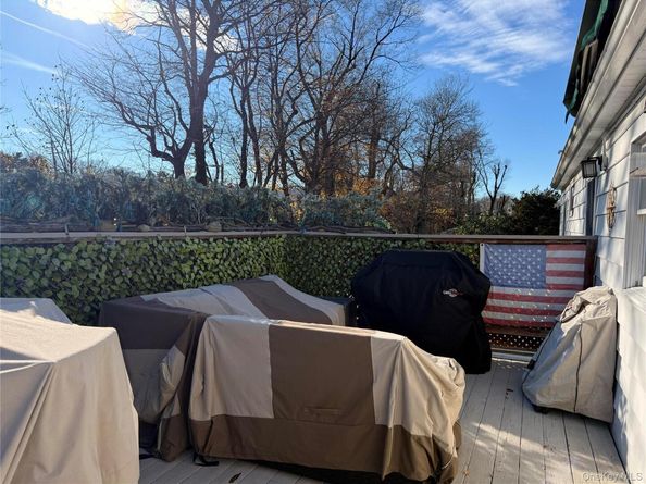 10 Armell Street, Huntington Station NY 11746