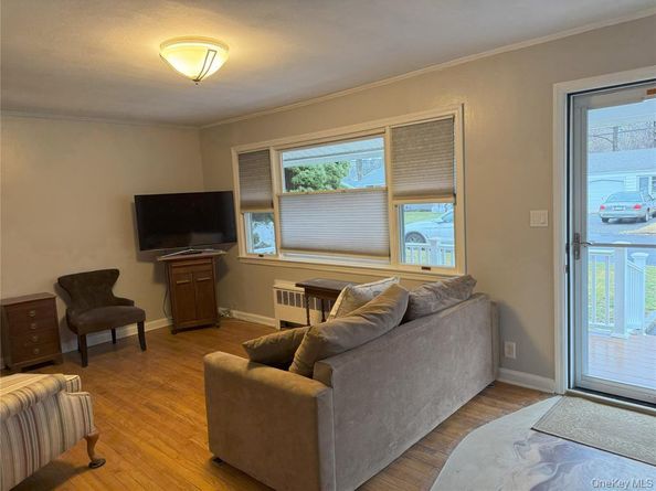 10 Armell Street, Huntington Station NY 11746