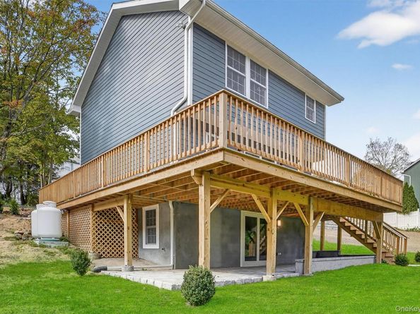 24 Ross Drive, Yorktown Heights NY 10598