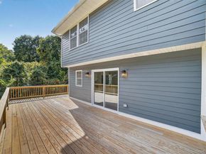 24 Ross Drive, Yorktown Heights NY 10598