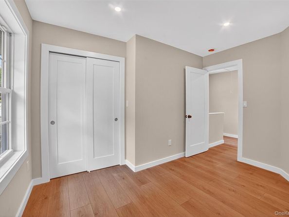 24 Ross Drive, Yorktown Heights NY 10598