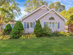 6 Sound Beach Boulevard, Sound Beach NY 11789