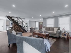 10 Smith Street, Center Moriches NY 11934