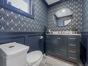 10 Smith Street, Center Moriches NY 11934
