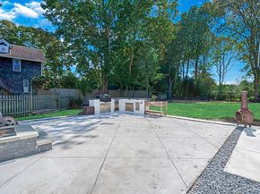 10 Smith Street, Center Moriches NY 11934