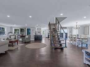 10 Smith Street, Center Moriches NY 11934