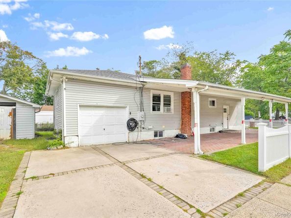293 Pennsylvania Avenue, Roosevelt NY 11575