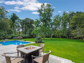 12 Fish Cove Road, Southampton NY 11968