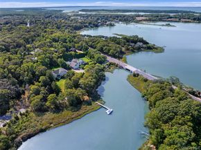 12 Fish Cove Road, Southampton NY 11968