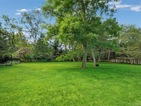 12 Fish Cove Road, Southampton NY 11968