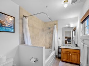 12 Fish Cove Road, Southampton NY 11968