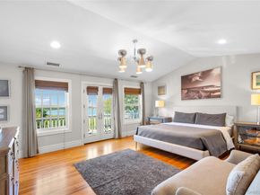 12 Fish Cove Road, Southampton NY 11968