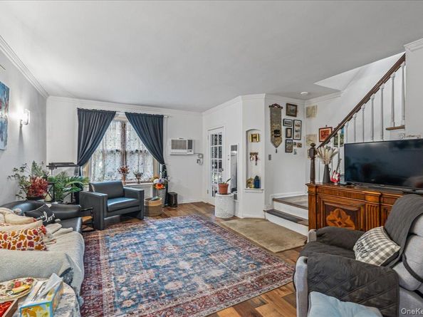 13928 Pershing Crescent, Jamaica NY 11435