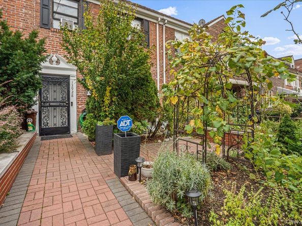 13928 Pershing Crescent, Jamaica NY 11435