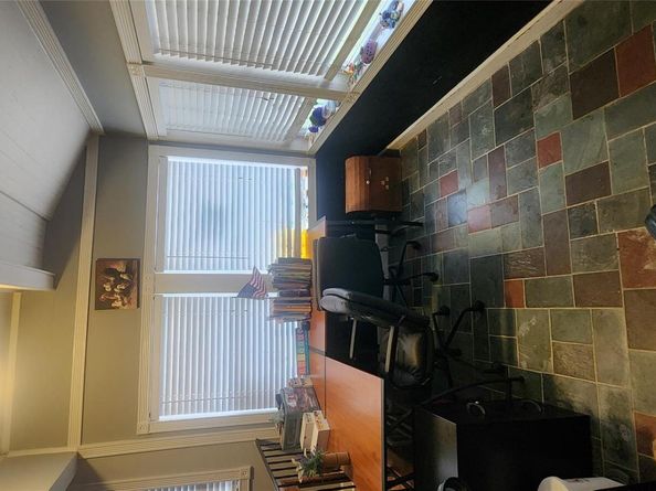 8 Astoria Road, Mastic Beach NY 11951