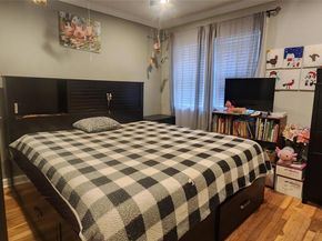 8 Astoria Road, Mastic Beach NY 11951
